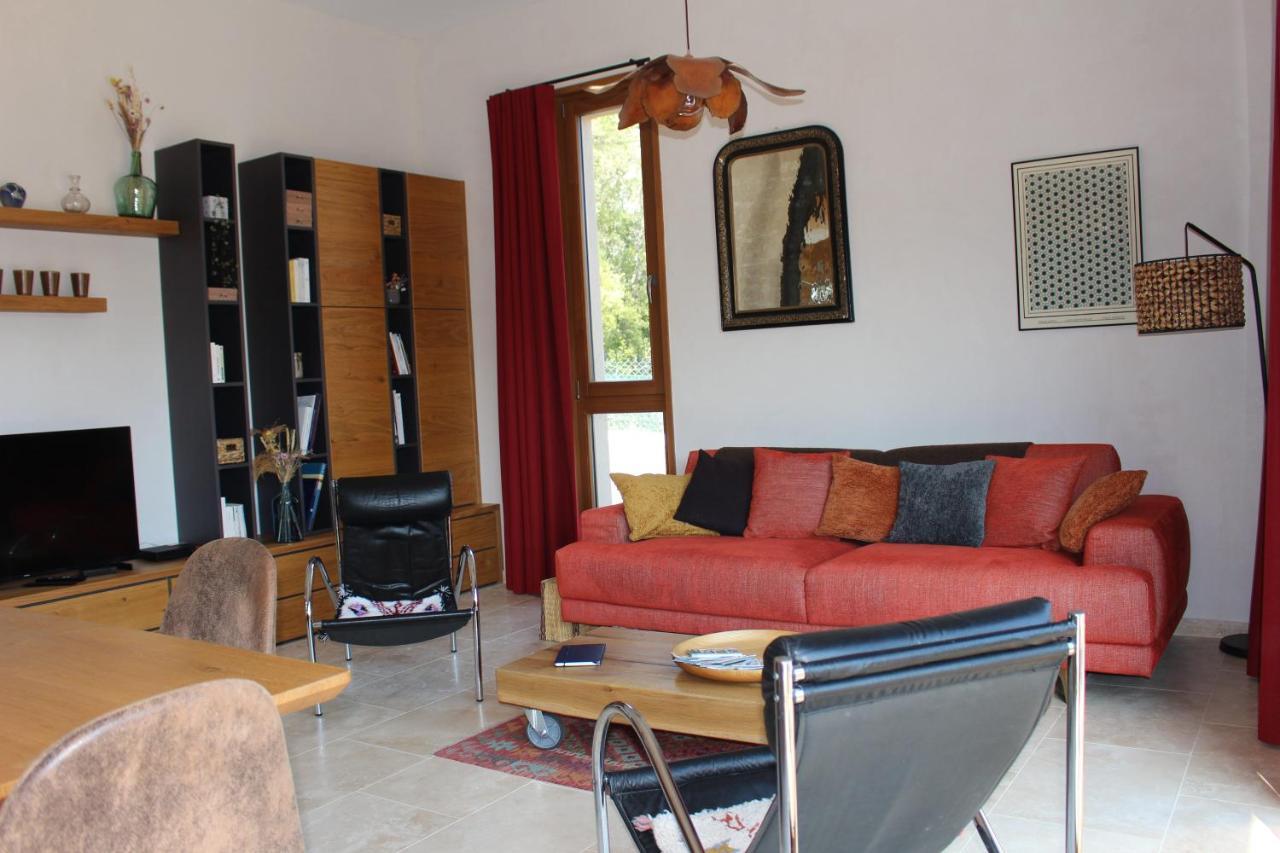Lodge Les Oliviers Garéoult Εξωτερικό φωτογραφία