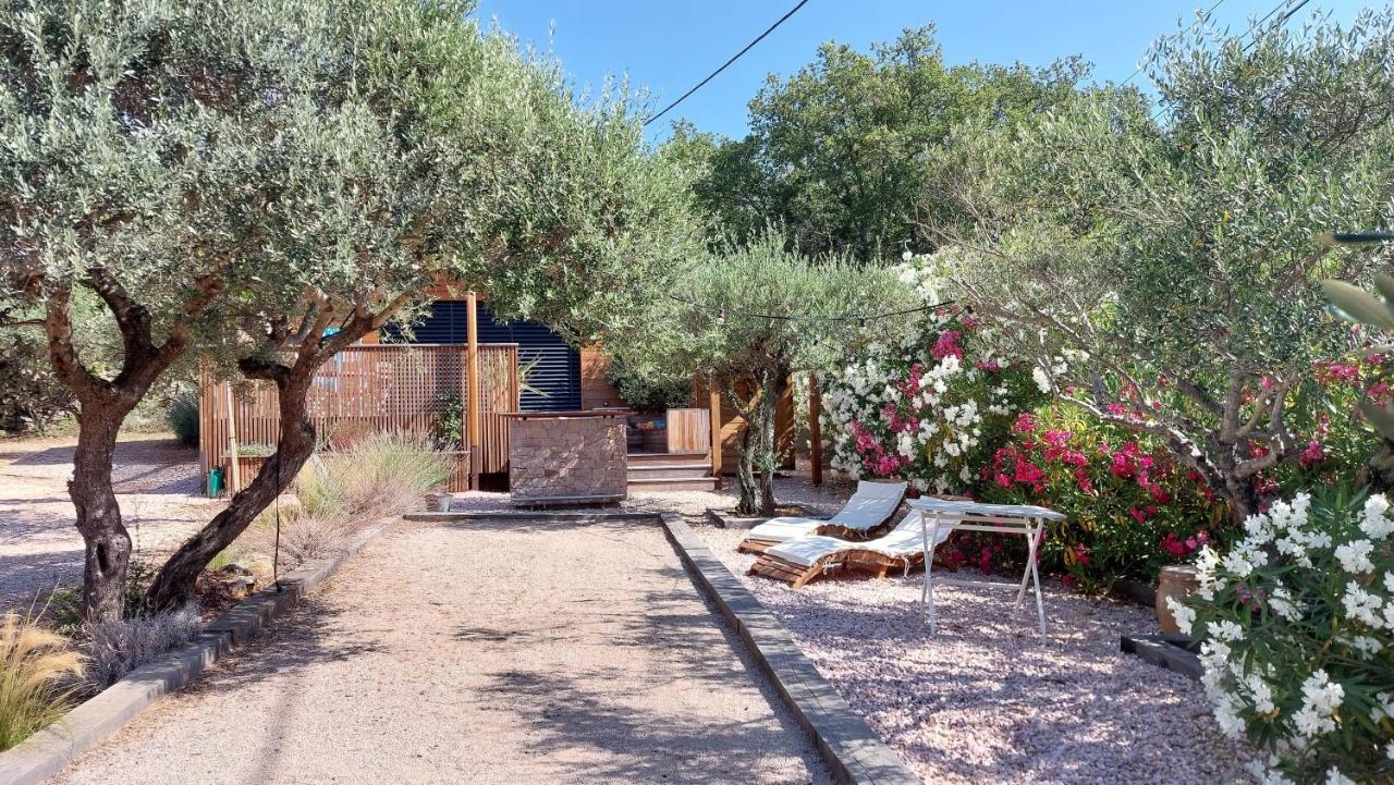 Lodge Les Oliviers Garéoult Εξωτερικό φωτογραφία